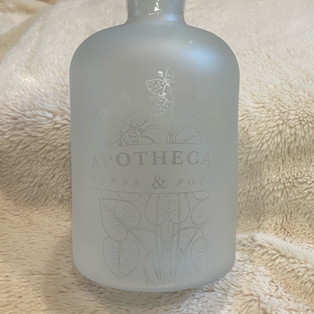 "APOTHECARY Herbs & Potions" Frosted Glass Decanter Halloween Decor NWT - Picture 2 of 4